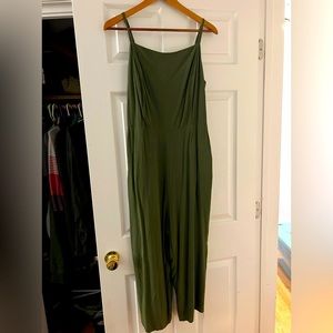 Old Navy wide leg jump suit